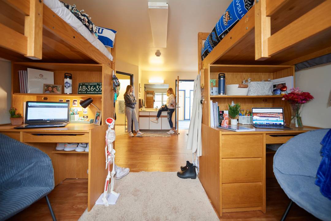 Students in a suite style room